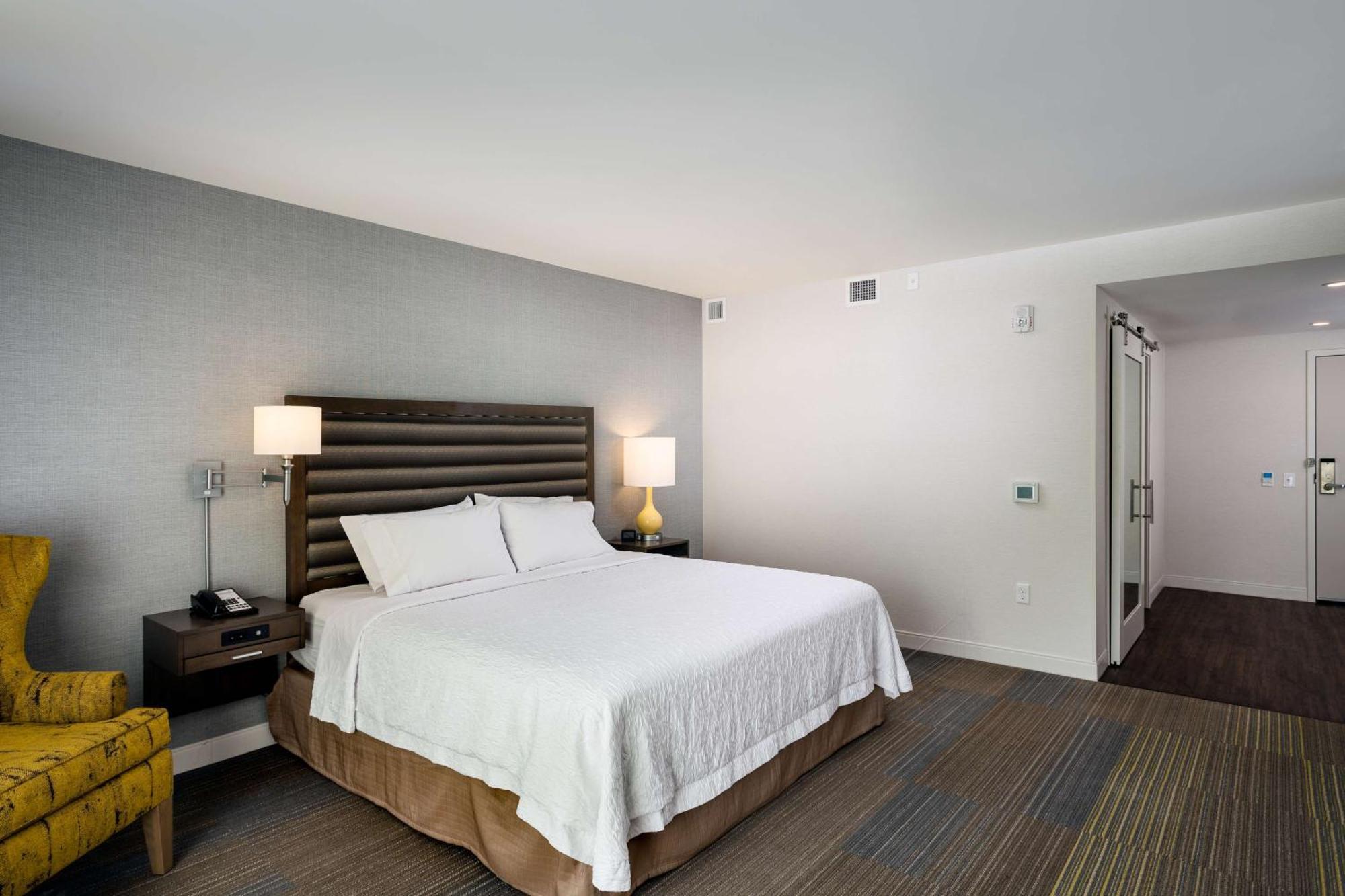 Hampton Inn & Suites By Hilton Seattle/Northgate Exterior foto